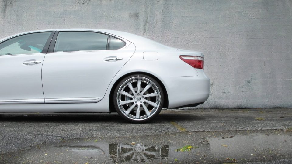 Lexus LS460 On HRE 990R