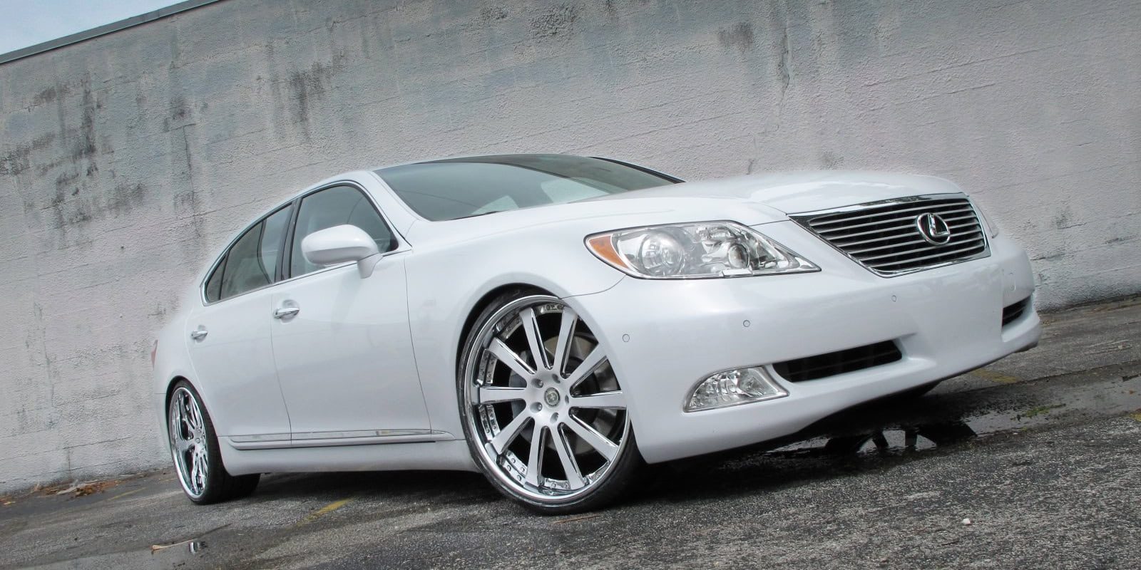 Lexus LS460 On HRE 990R | Wheels Boutique