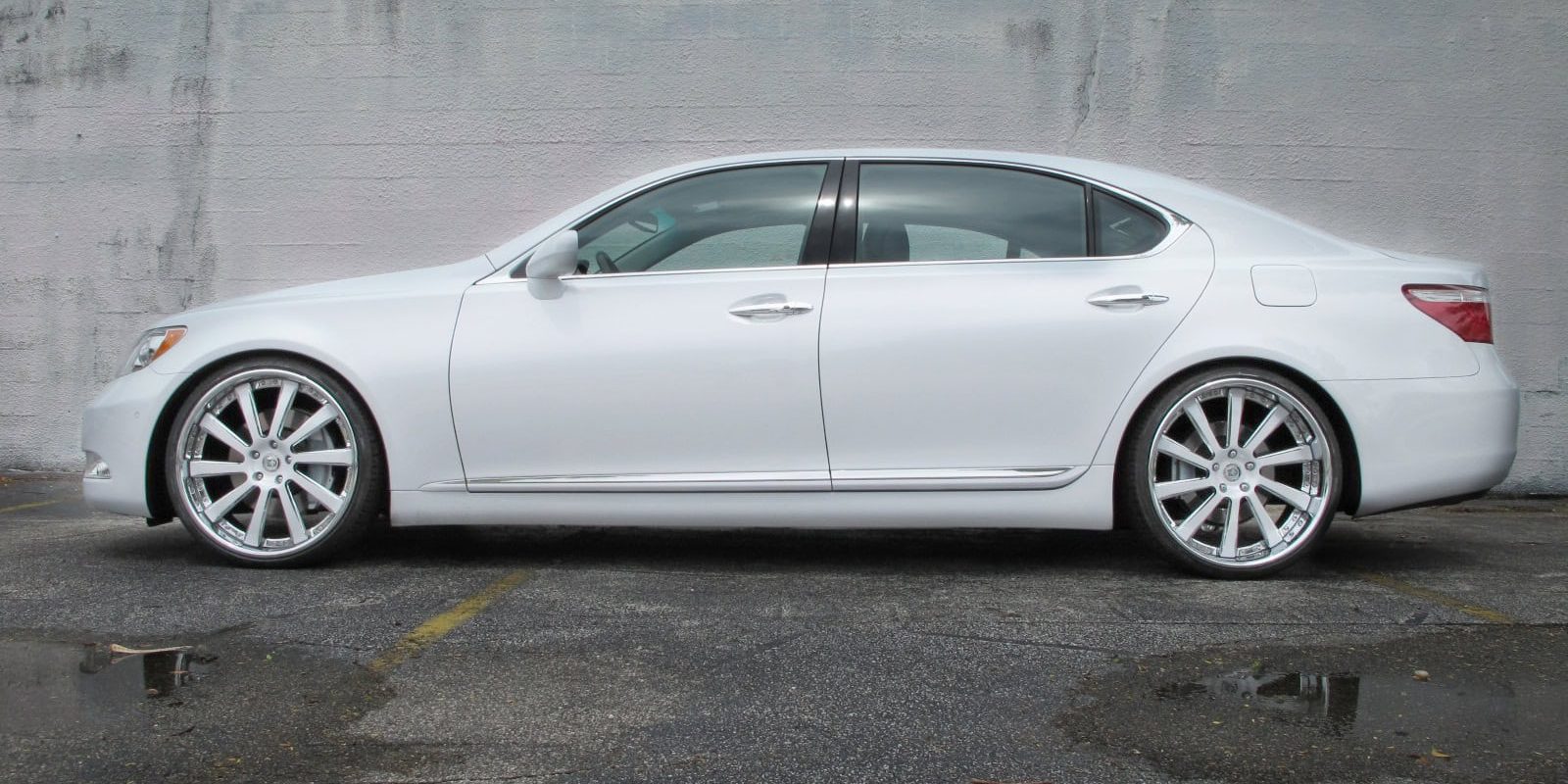 Lexus LS460 On HRE 990R | Wheels Boutique