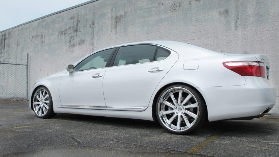 Lexus LS460 On HRE 990R