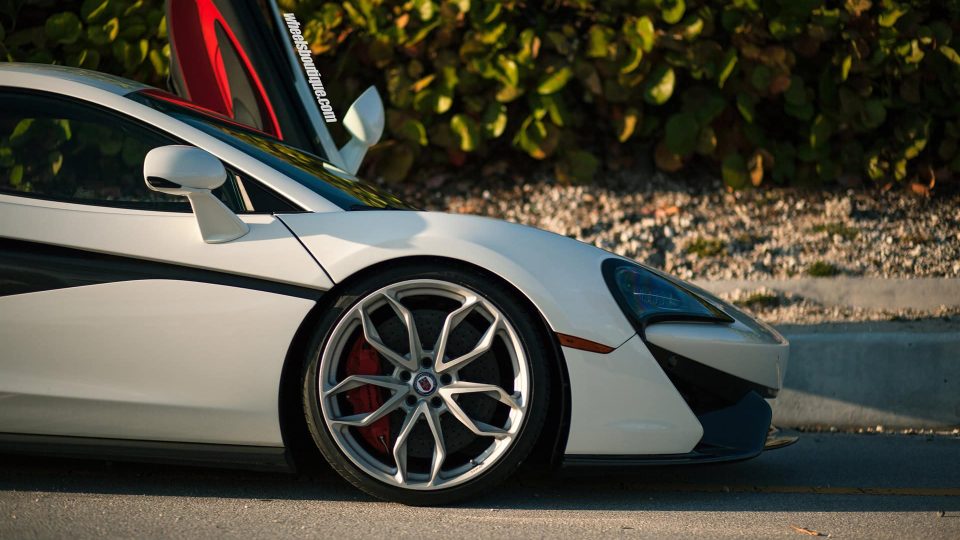 HRE P201 w/ Novitec Full Carbon Aero Kit | Mclaren 570S