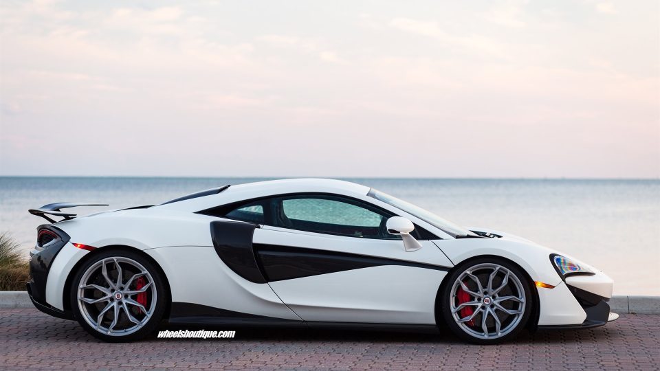 HRE P201 w/ Novitec Full Carbon Aero Kit | Mclaren 570S