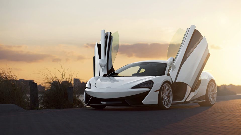 HRE P201 w/ Novitec Full Carbon Aero Kit | Mclaren 570S