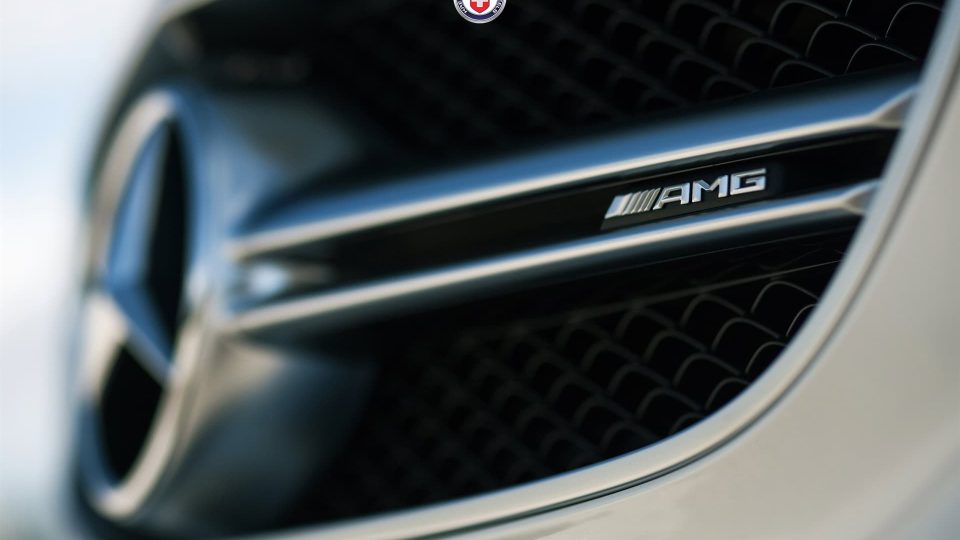 HRE P104 with Akrapovic Exhaust | Mercedes S63 AMG Cabrio