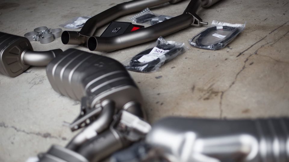 HRE P104 with Akrapovic Exhaust | Mercedes S63 AMG Cabrio