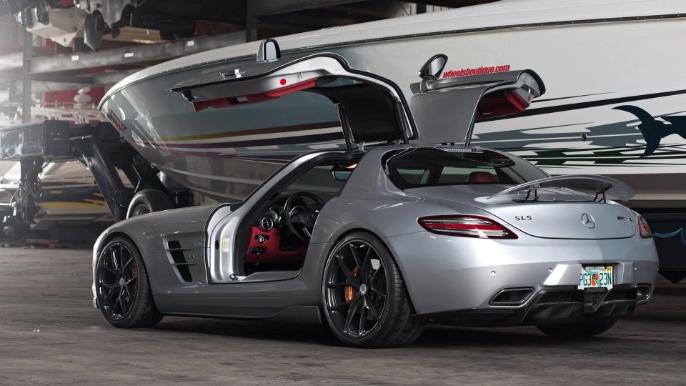 Mercedes Benz SLS AMG on HRE P101