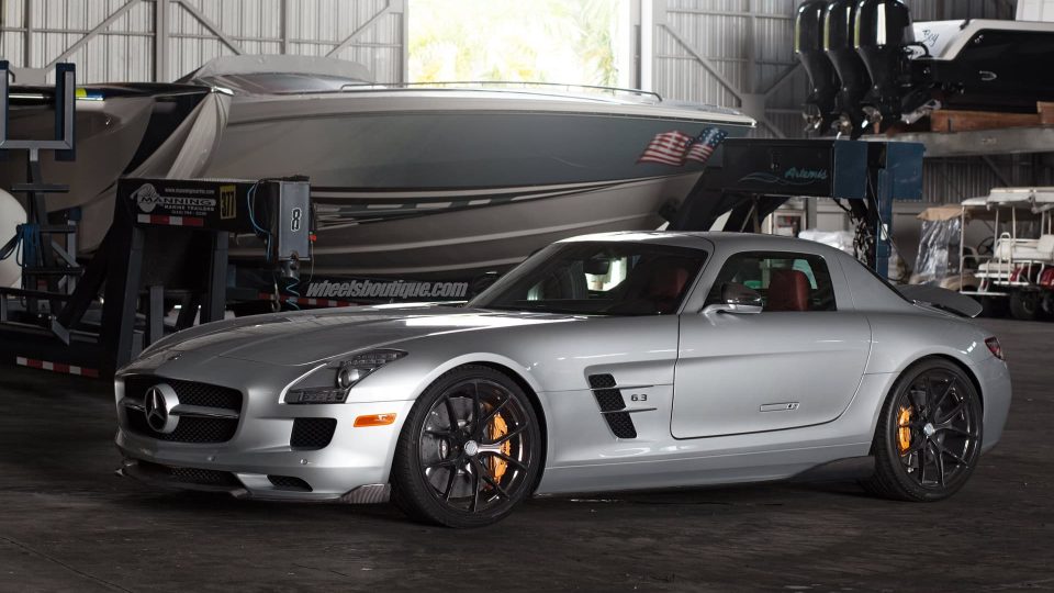 Mercedes Benz SLS AMG on HRE P101