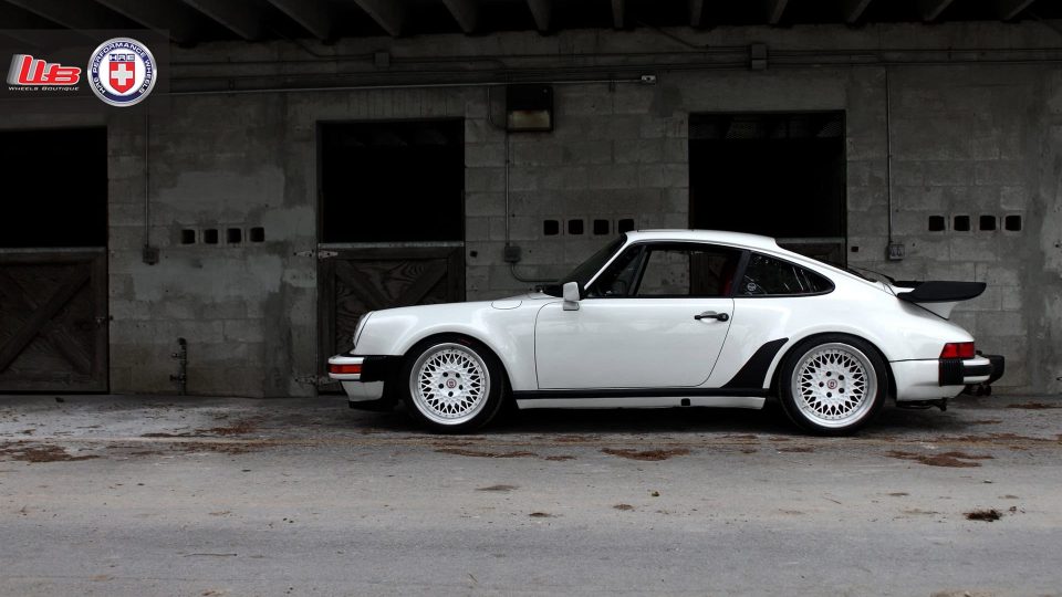PORSCHE 930 TURBO ON HRE 501