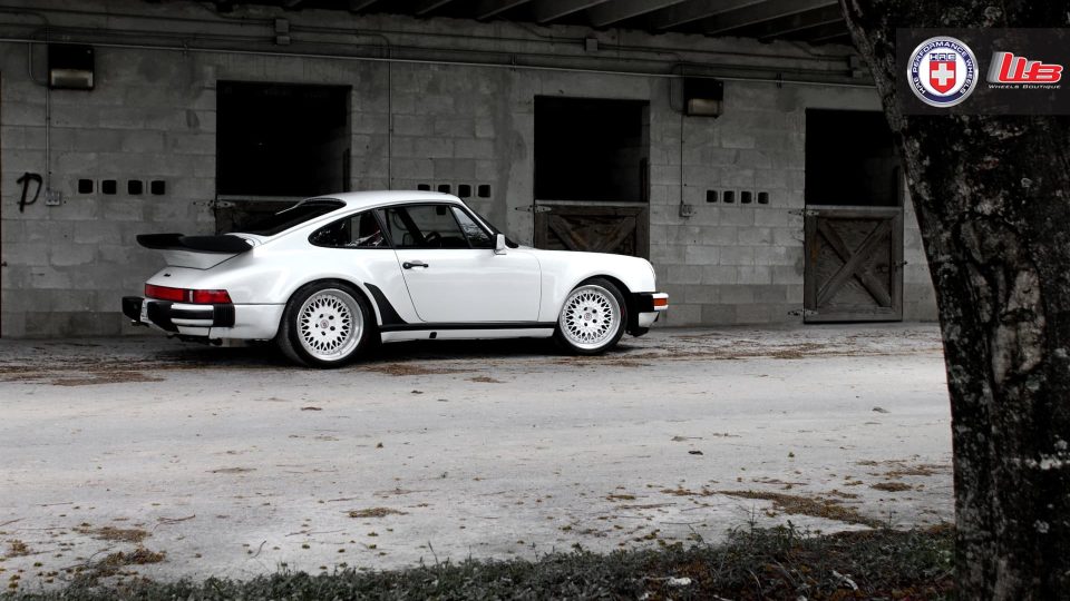 PORSCHE 930 TURBO ON HRE 501