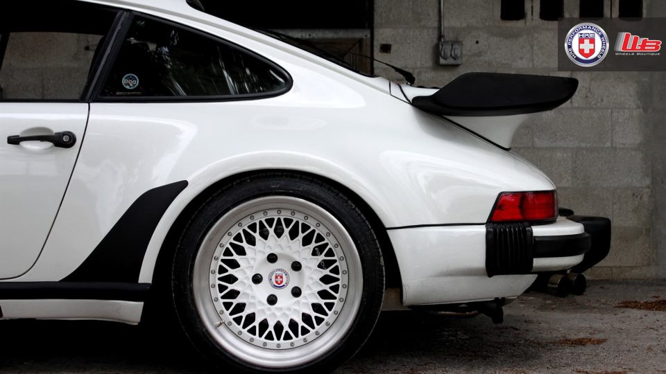PORSCHE 930 TURBO ON HRE 501