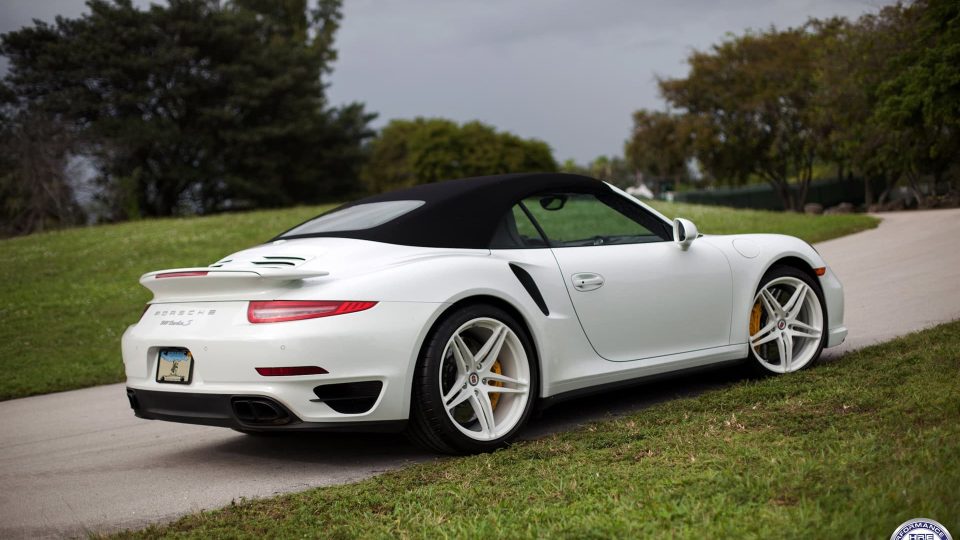 HRE P107 | White Porsche 991 Turbo S