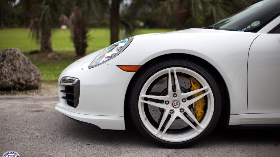 HRE P107 | White Porsche 991 Turbo S