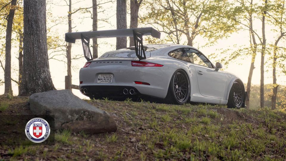 HRE Classic 300 | Porsche 991 Cup Car Conversion