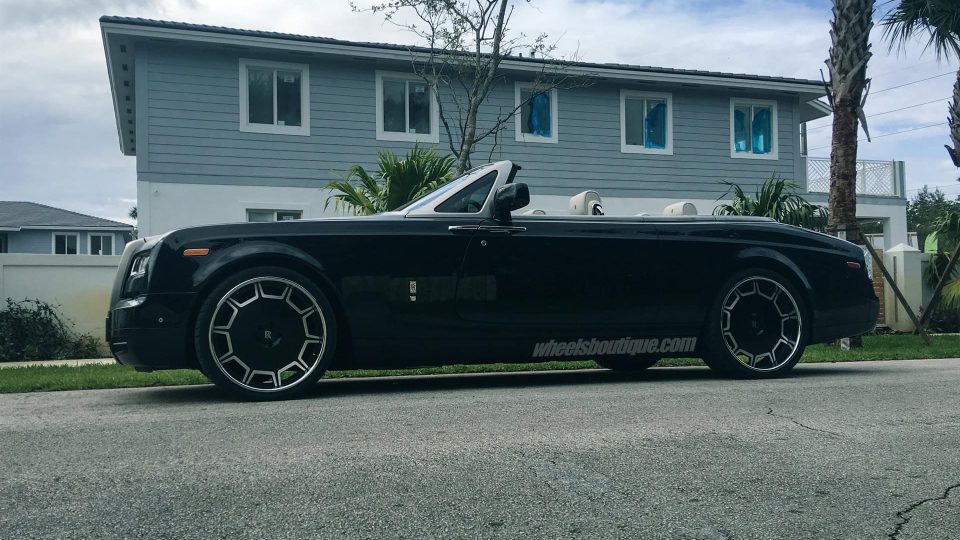 Giovanna Barbados | Rolls Royce Drophead Coupe