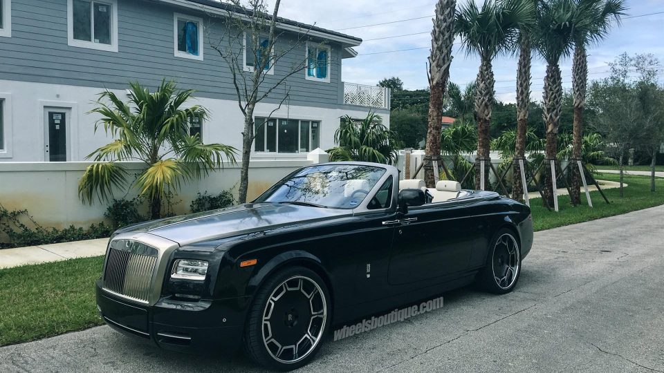 Giovanna Barbados | Rolls Royce Drophead Coupe