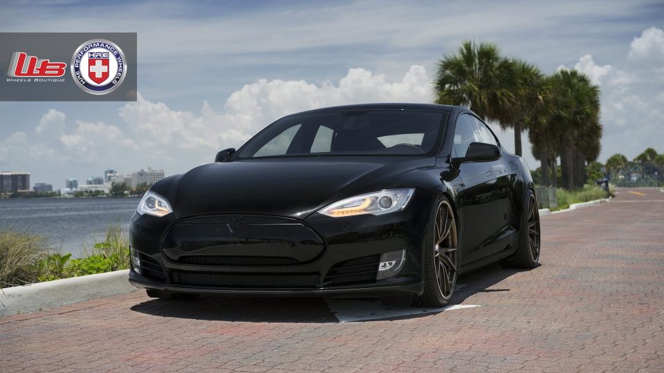 HRE S104 | Tesla Model S P85+