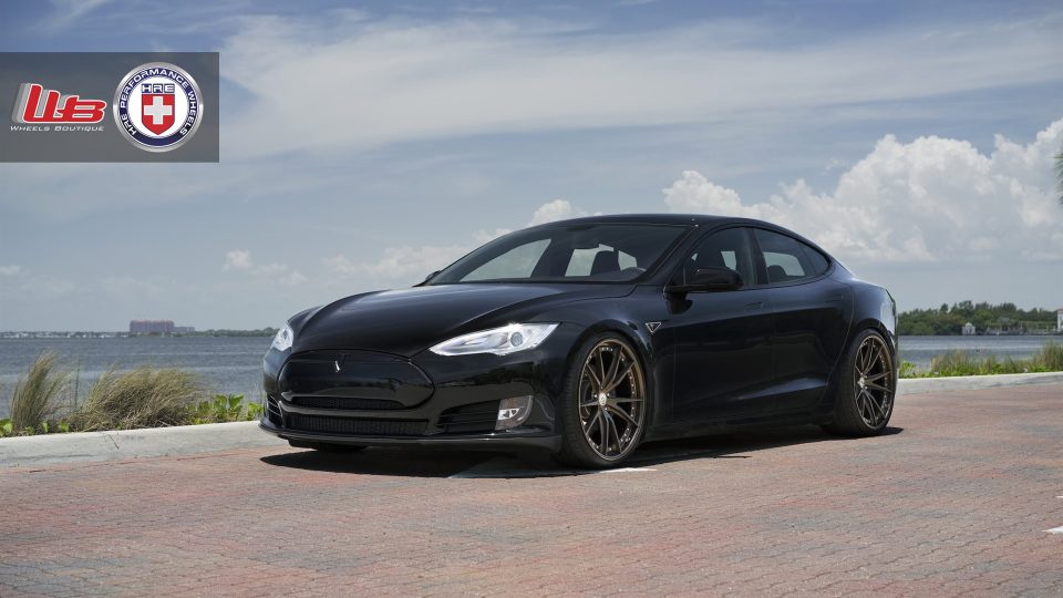 HRE S104 | Tesla Model S P85+