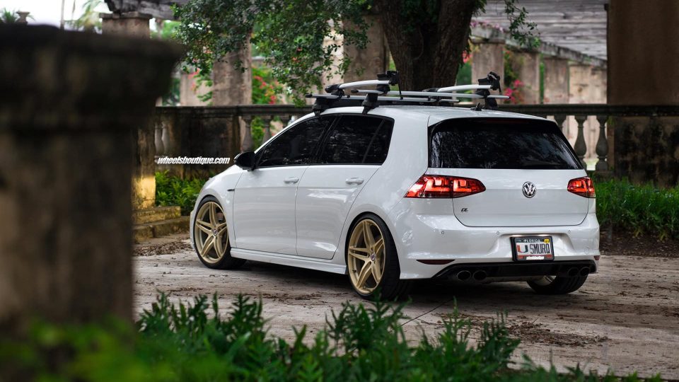 HRE P107 | VW Golf R