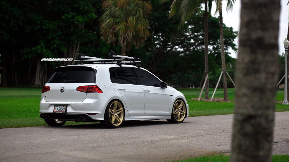 HRE P107 | VW Golf R
