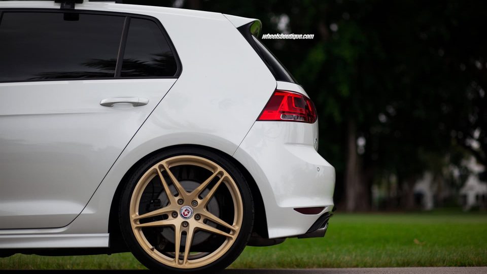 HRE P107 | VW Golf R