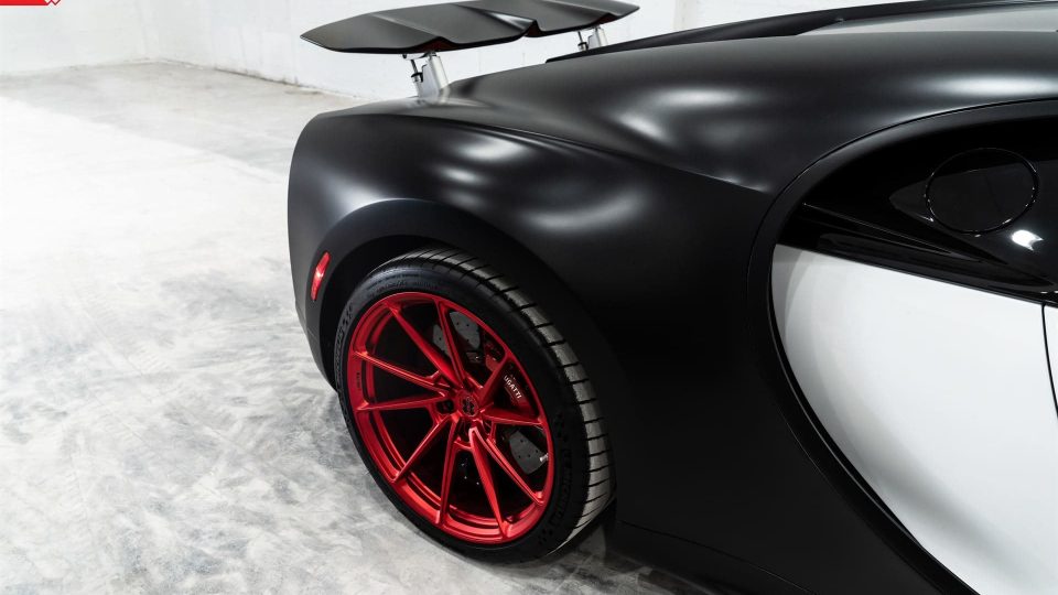 Bugatti Chiron | ANRKY AN13 | Frozen Polished Red