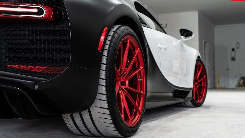 Bugatti Chiron | ANRKY AN13 | Frozen Polished Red