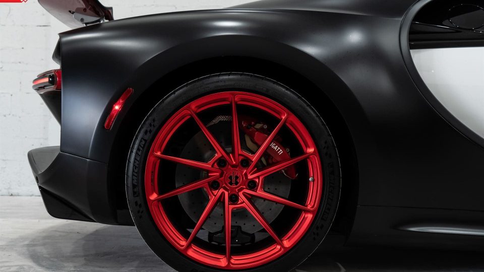 Bugatti Chiron | ANRKY AN13 | Frozen Polished Red