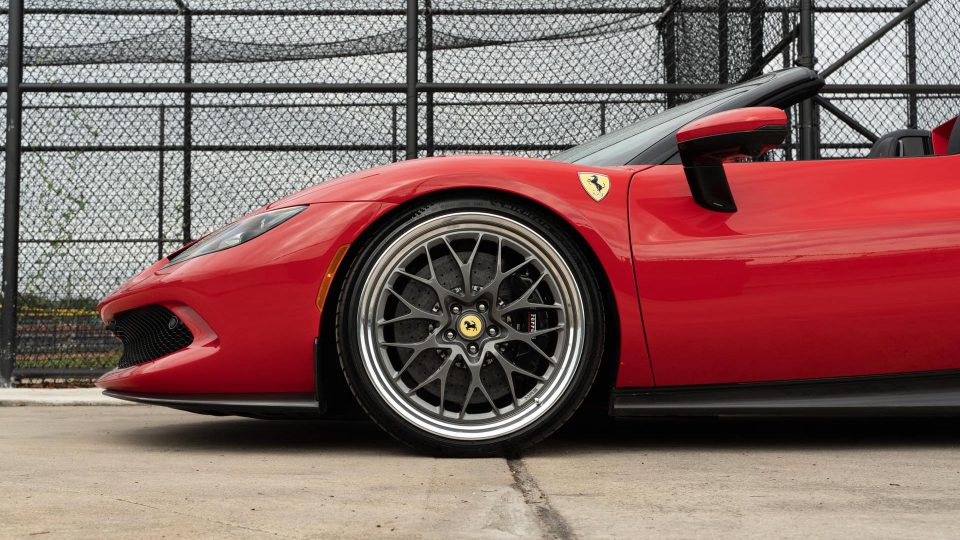 Ferrari 296 GTS | Rosso Corsa | on HRE 520 FMR Classic | Gloss Charcoal