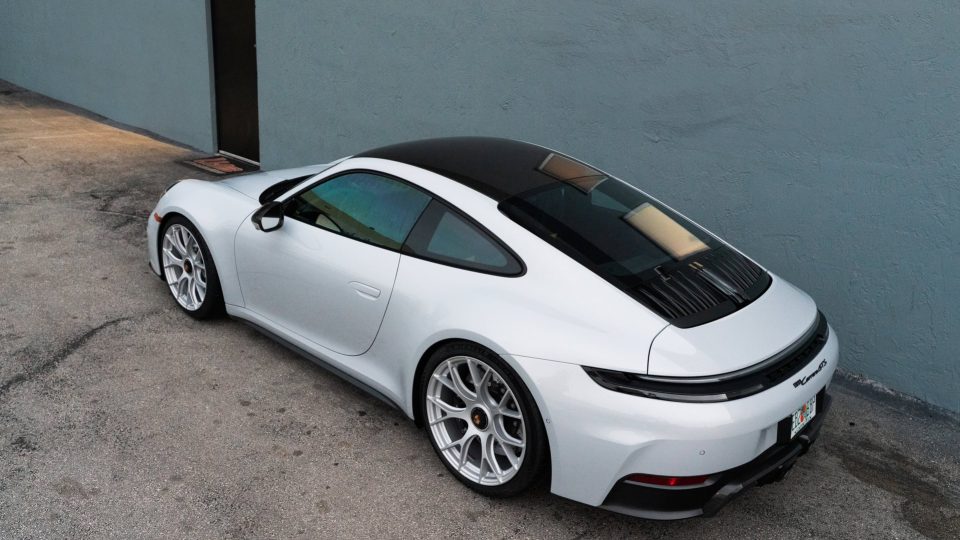 Porsche 992.2 GTS | Carerra White | on iPE 520M Magnesium Wheels | Satin Silver