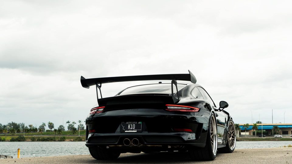 Porsche 991 GT3RS on HRE 300 Classics White Gold