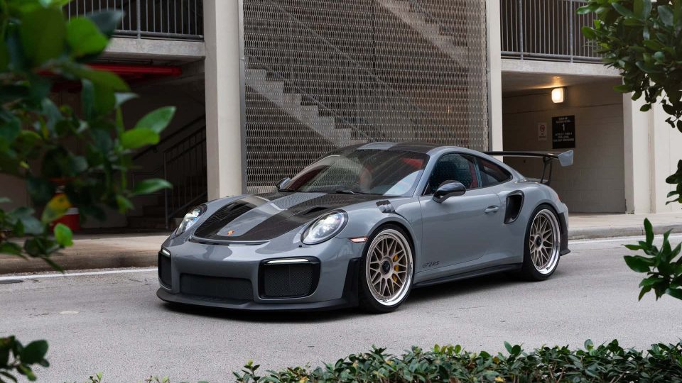 Porsche 991.2 GT2 RS | Nardo Gray | on HRE Classic 300 FMR | Satin White Gold