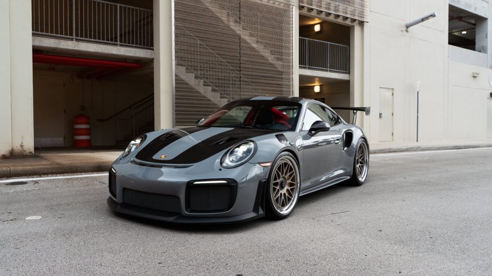 Porsche 991.2 GT2 RS | Nardo Gray | on HRE Classic 300 FMR | Satin White Gold