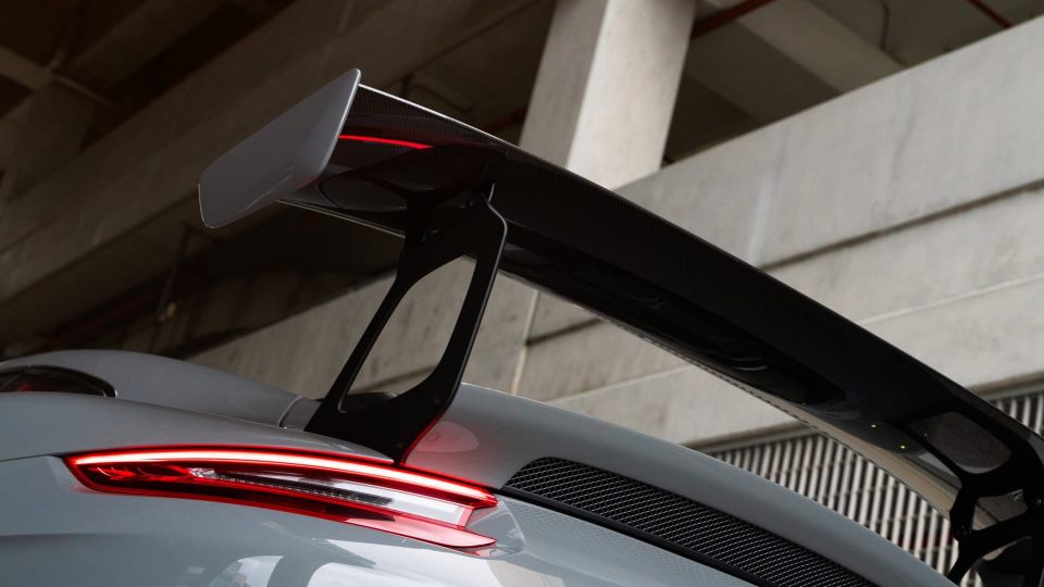 Porsche 991.2 GT2 RS | Nardo Gray | on HRE Classic 300 FMR | Satin White Gold