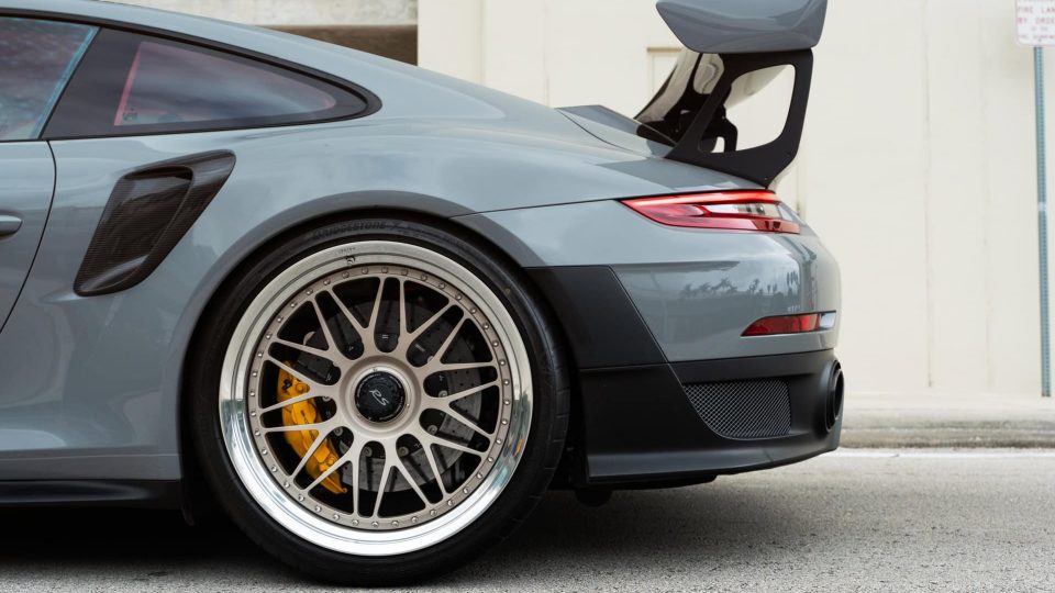 Porsche 991.2 GT2 RS | Nardo Gray | on HRE Classic 300 FMR | Satin White Gold