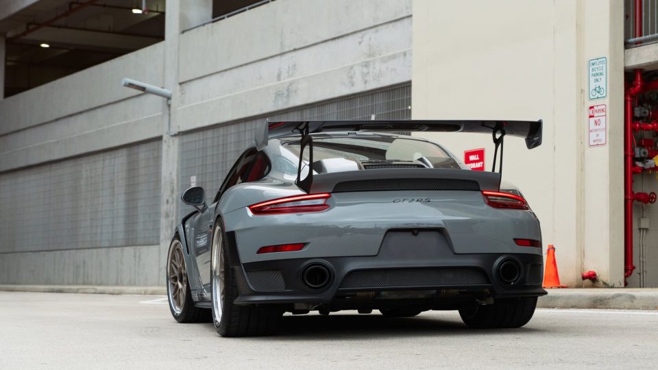 Porsche 991.2 GT2 RS | Nardo Gray | on HRE Classic 300 FMR | Satin White Gold
