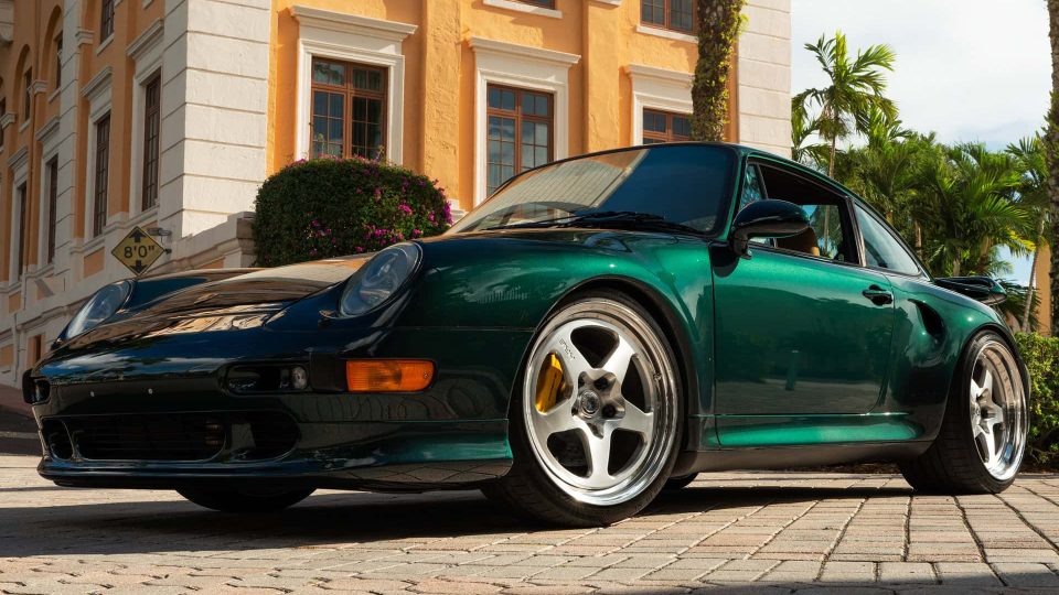 Porsche 993 Turbo S | British Racing Green | on HRE 527 S | Brushed Clear