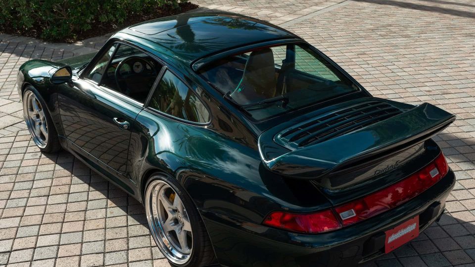 Porsche 993 Turbo S | British Racing Green | on HRE 527 S | Brushed Clear