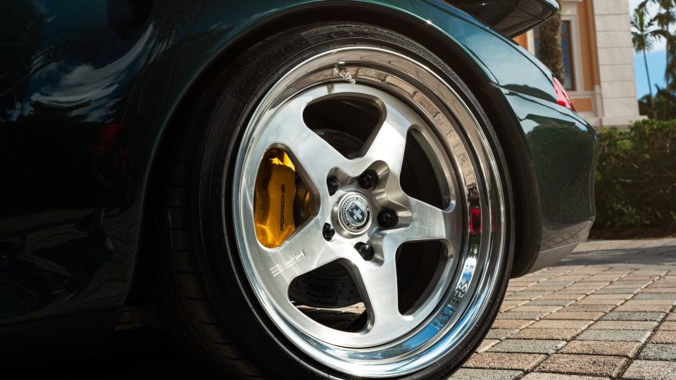 Porsche 993 Turbo S | British Racing Green | on HRE 527 S | Brushed Clear