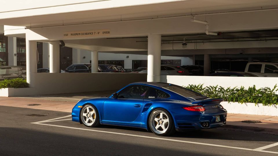 Porsche 997 Turbo | Aqua Blue Metallic | HRE 527 FMR | Satin Silver