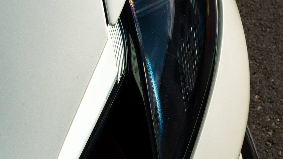 Ferrari 296 GTS | Bianco Avus | on ANRKY JDX-320 | Brushed Clear