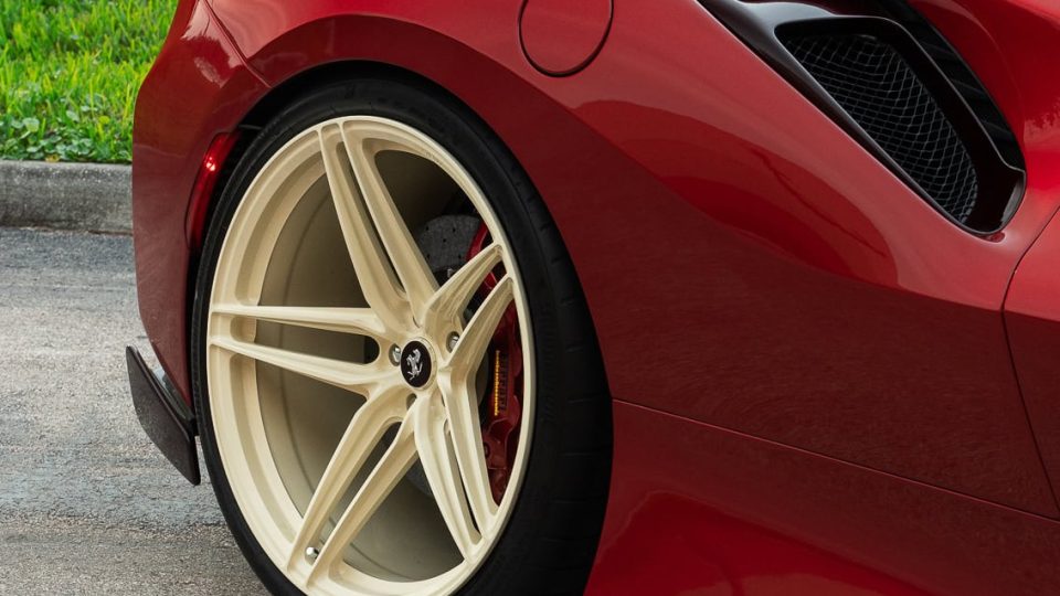 Ferrari 488 Pista | Rosso Fiorano | on ANRKY XR-107 | PPG Color Match: Sabbia Del Desierto 
