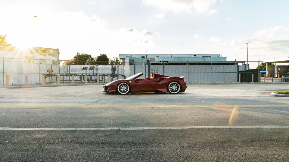 Ferrari 488 Pista | Rosso Fiorano | on ANRKY XR-01 Ultralight | Brushed Clear