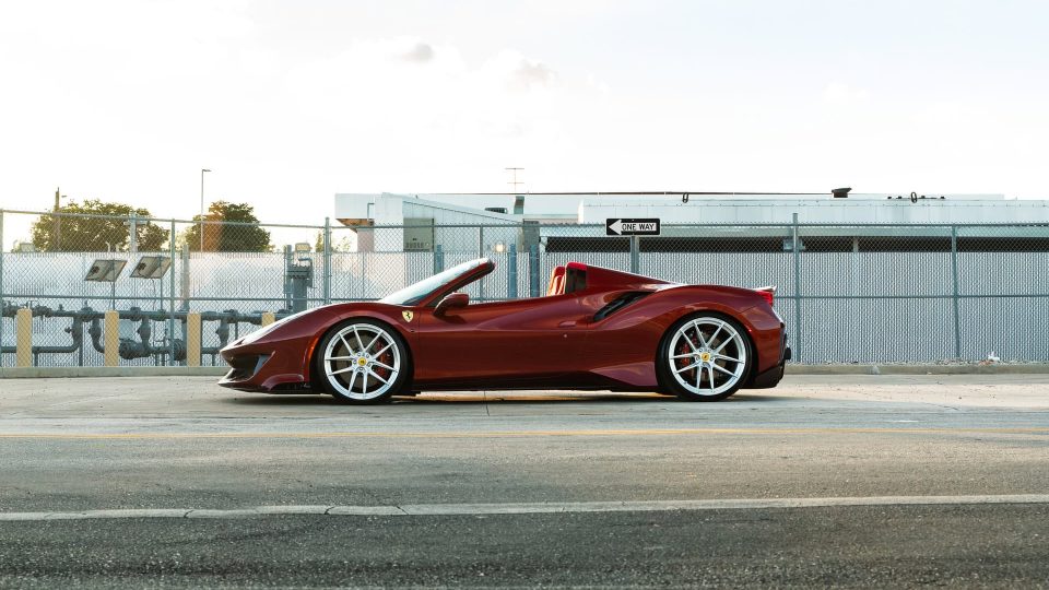 Ferrari 488 Pista | Rosso Fiorano | on ANRKY XR-01 Ultralight | Brushed Clear