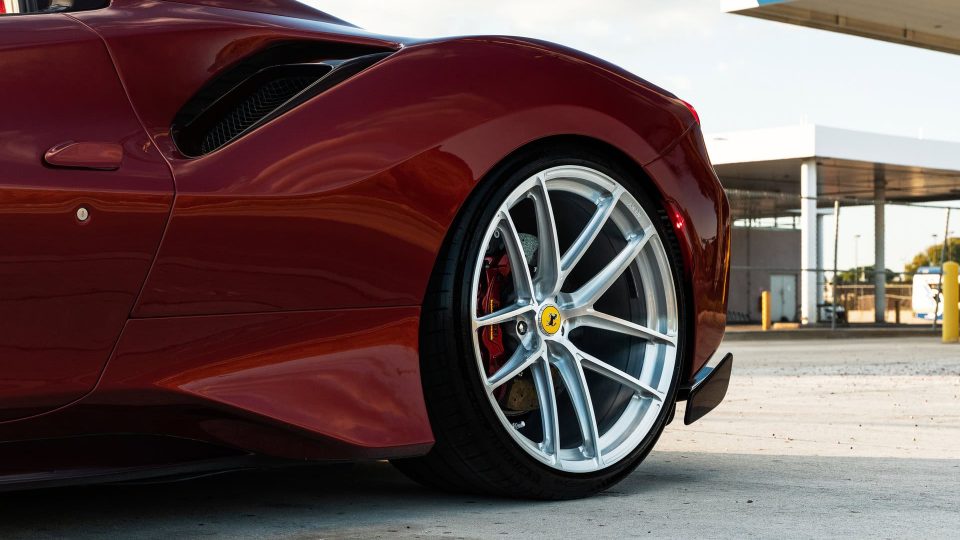 Ferrari 488 Pista | Rosso Fiorano | on ANRKY XR-01 Ultralight | Brushed Clear