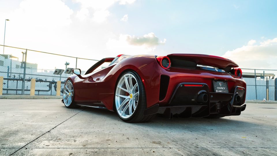 Ferrari 488 Pista | Rosso Fiorano | on ANRKY XR-01 Ultralight | Brushed Clear
