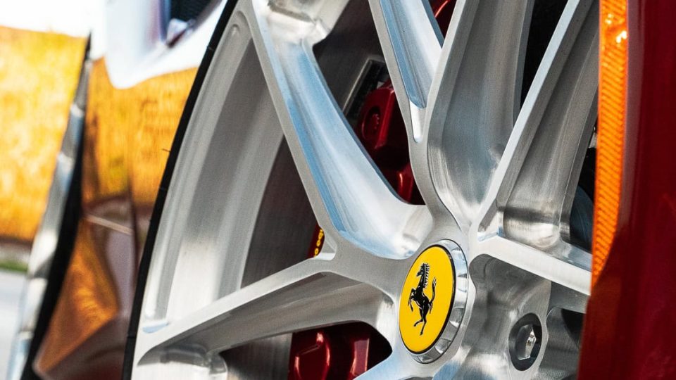 Ferrari 488 Pista | Rosso Fiorano | on ANRKY XR-01 Ultralight | Brushed Clear