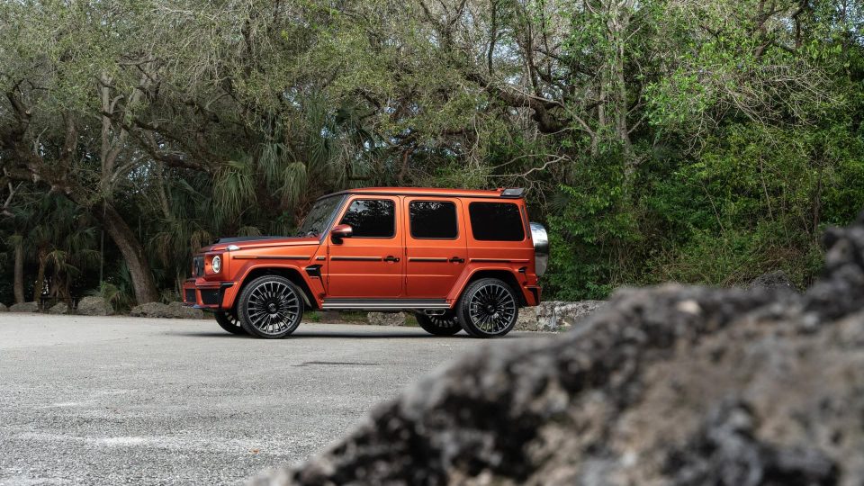 Brabus G63 | | on Brabus Monoblock Z Platnium Edition | Two Tone: Gloss Black Face + Brushed Windows 