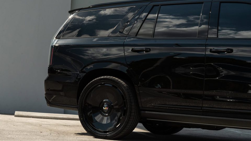 Cadillac Escalade | Black Raven | on Avant Garde AGL93 | Gloss Black