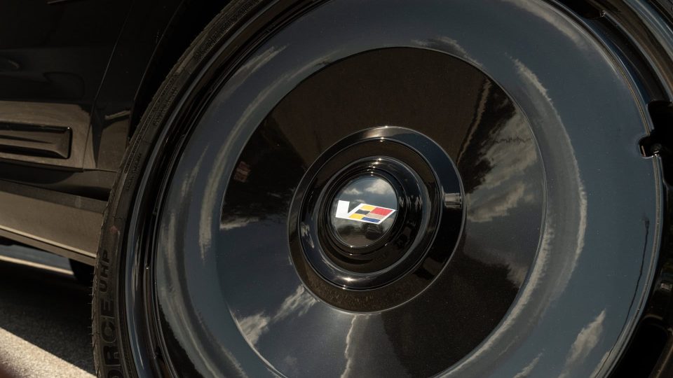 Cadillac Escalade | Black Raven | on Avant Garde AGL93 | Gloss Black