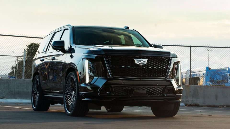 Cadillac Escalade | Black Raven | on 1886 G007 | Gloss Black